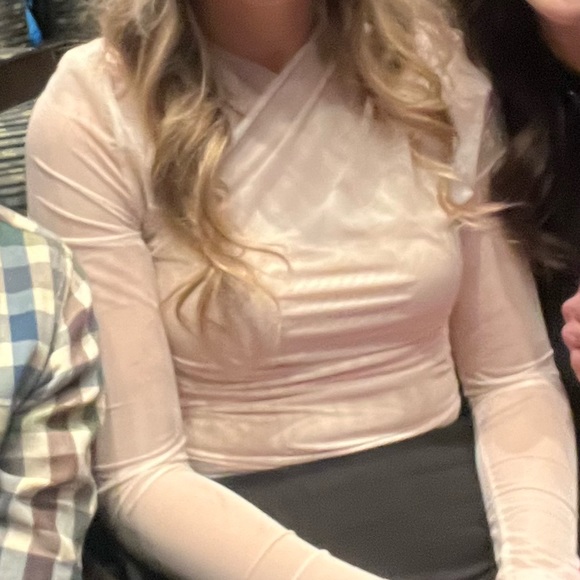 Cream top - Picture 2 of 7